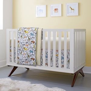 DwellStudios: Safari Animal 4 pc. Crib Bedding Set
